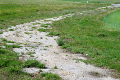 Zufahrt zu den Abzweigungen, wo die Flugzeuge geparkt wurden. Es gab insgesamt 10 Abzweigungen. Aufgenommen am 19.05.2007. Foto: Ing. Erwin Rössler
