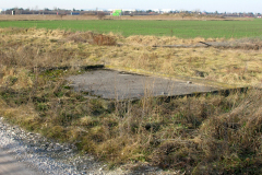 Gebäudereste im Südteil des ehemaligen Flugfeld Aspern. Aufgenommen am 24.01.2008. Foto: Ing. Erwin Rössler