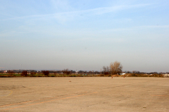 Die Landebahn 18-36 auf dem ehemaligen Flugfeld Aspern Blickrichtung Norden. Aufgenommen am 24.01.2008. Foto: Ing. Erwin Rössler
