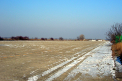 Die Landebahn 18-36 auf dem ehemaligen Flugfeld Aspern Blickrichtung Norden. Aufgenommen am 09.01.2009. Foto: Ing. Erwin Rössler